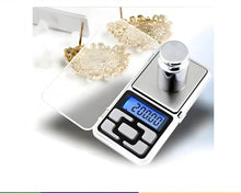 Carregar imagem no visualizador da galeria, Mini balança digital de bolso e alta precisão 0,1g até 500g