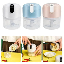 Carregar imagem no visualizador da galeria, Mini Processador Elétrico de Alimentos Portátil com 3 lâminas de aço inox USB 250 ml Bivolt